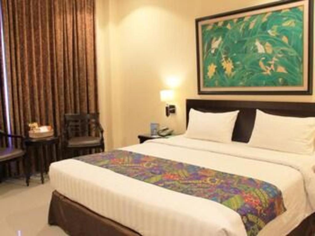 סוראבאיה Narita Classic Hotel מראה חיצוני תמונה