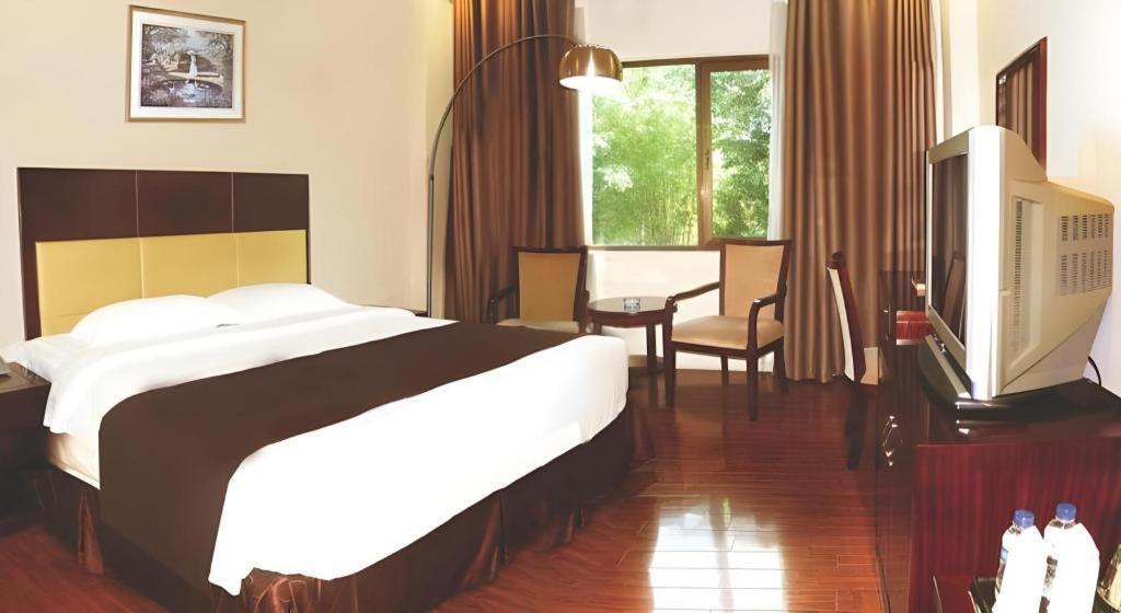 סוראבאיה Narita Classic Hotel מראה חיצוני תמונה